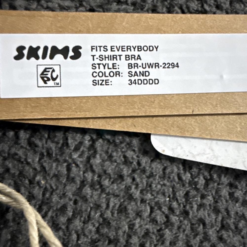 Skims Fits Everybody Tshirt Demi Bra - Sand - 34DDDD -‎ NWT - Picture 5 of 5